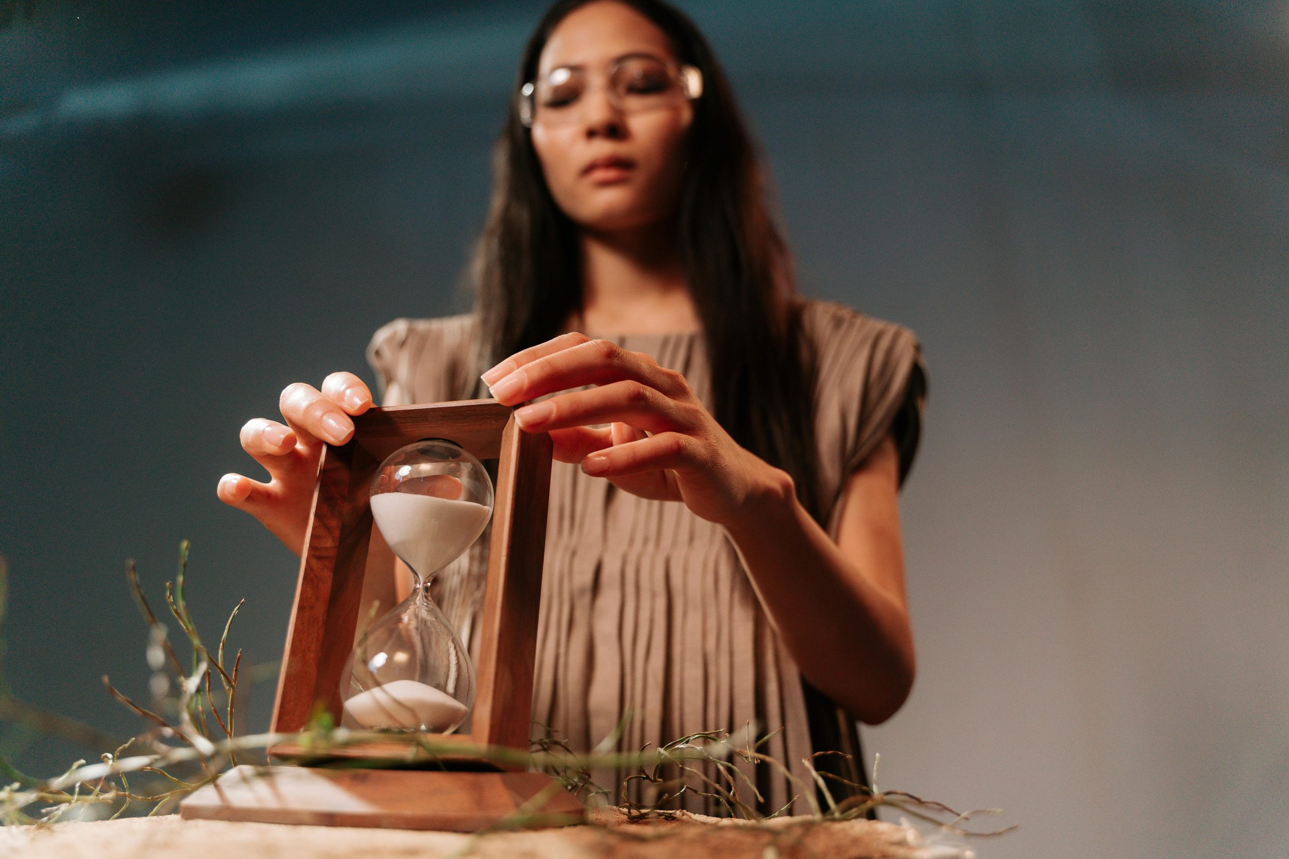 Creating a Vision Board to Manifest Your Ideal Future